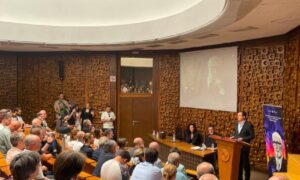 Mbahet ligjëratë për akademikun Rexhep Qosja në 90-vjetorin e lindjes, vlerësohet trashëgimia e tij intelektuale