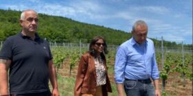 Prattipati në veri, takohet me kryetarët e komunave e përfaqësues të tjerë