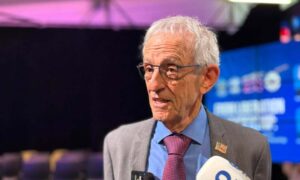 Gjykimi në Hagë, Serwer: Jam penduar që kam mbështetur krijimin e Dhomave të Specializuara