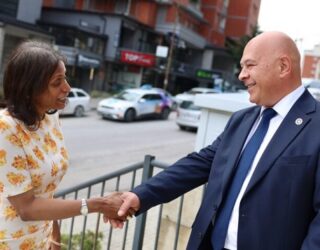 Gjini takohet me Prattipatin, diskutohet e ardhmja politike e vendit