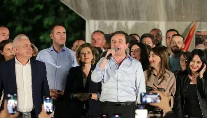 Reuters: Zgjedhjet në Kosovë nuk sjellin shumicë, Kurti kërkon bashkëpunim politik