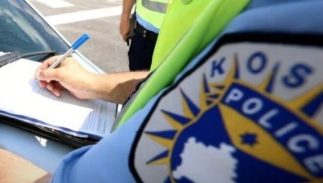 Mbi 2 mijë gjoba trafiku për 24 orë, Policia njofton për dhjetëra aksidente e disa të arrestuar