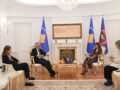 Haxhiu pret në takim ambasadorin e Gjermanisë, diskutojnë për partneritetin strategjik mes të dyja vendeve Haxhiu pret në takim ambasadorin e Gjermanisë, diskutojnë për partneritetin strategjik mes të dyja vendeve