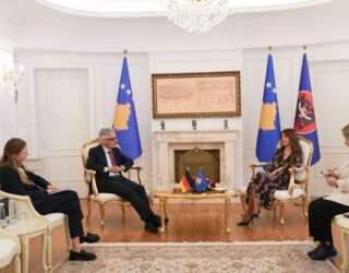 Haxhiu pret në takim ambasadorin e Gjermanisë, diskutojnë për partneritetin strategjik mes të dyja vendeve