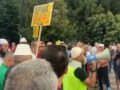 Dita e 31-të e tubimit në Tiranë, protestuesit marshojnë drejt Kryeministrisë pas përplasjeve në Kuvend