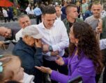 Tri palë zgjedhje të humbura, një pyetje pa përgjigje: Pse nuk largohet Abdixhiku?
