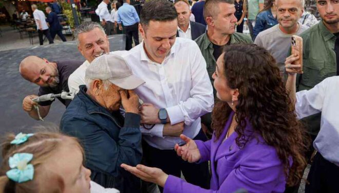 Tri palë zgjedhje të humbura, një pyetje pa përgjigje: Pse nuk largohet Abdixhiku?