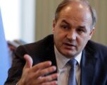 Enver Hoxhaj paralajmëron për rrezikun që i kanoset Kosovës pas zgjedhjeve