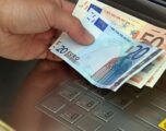 ASK: Paga mesatare bruto në Kosovë u rrit në 713 euro vjet ASK: Paga mesatare bruto në Kosovë u rrit në 713 euro vjet