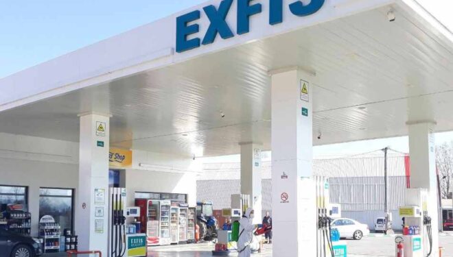 EX FIS i Isa Muharremit kapet duke punuar ilegalisht në autostradë – shteti për dy vite i mbylli sytë ndaj donatorit të VV-së