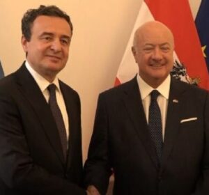 Kurti në Austri, takohet me kancelarin Stocker