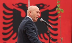 Haradinaj i ashpër me Kurtin dhe “refuzuesit” tjerë të gazit amerikan: Janë në agjendë antishqiptare, s’ka lidhje qysh e kanë emrin