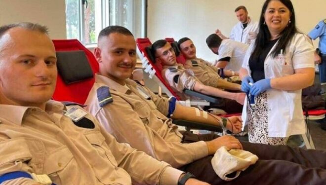 Djali i Afrim Bunjakut bashkohet me 298 kadetë në aksionin human për dhurim gjaku