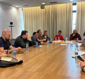 KMShK dënon deklaratën e Drita Morina: Pa asnjë mbështetje në Kodin e Etikës të KPM-së, ka paralajmëruar mbylljen e emisionit “Debat Plus”