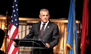 Marrëdhëniet Kosovë-ShBA | kreu i Këshillit Shqiptaro-Amerikan: Jemi në udhëkryq të rëndësishëm – duhet të kemi shumë kujdes