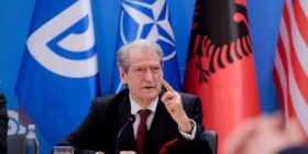 “Unë dhe familjarët e mi nuk jemi më të privuar nga udhëtimi në SHBA”, Berisha falënderon administratën Trump