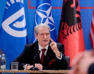 “Unë dhe familjarët e mi nuk jemi më të privuar nga udhëtimi në SHBA”, Berisha falënderon administratën Trump