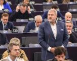 Kalon me shumicë votash raporti i Terras për Kosovën në Parlament Evropian