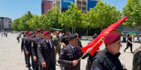 Veteranët në marshin e UÇK-së kërkojnë lirimin e ish-krerëve: Lufta jonë ishte e drejtë