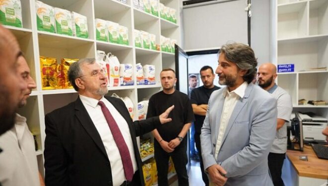 Rama viziton dyqanin e bamirësisë në kryeqytet, thotë se kanë përfunduar inventarizimin e tij të plotë