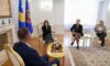Haxhiu pret në takim përfaqësues të organizatës “Albanians for America”, diskutojnë për marrëdhëniet Kosovë-SHBA
