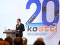 Kurti kthehet nga simpoziumi, merr pjesë në përvjetorin e KOSTT: Po hyjmë në një fazë të re të tranzicionit energjetik Kurti kthehet nga simpoziumi, merr pjesë në përvjetorin e KOSTT: Po hyjmë në një fazë të re të tranzicionit energjetik