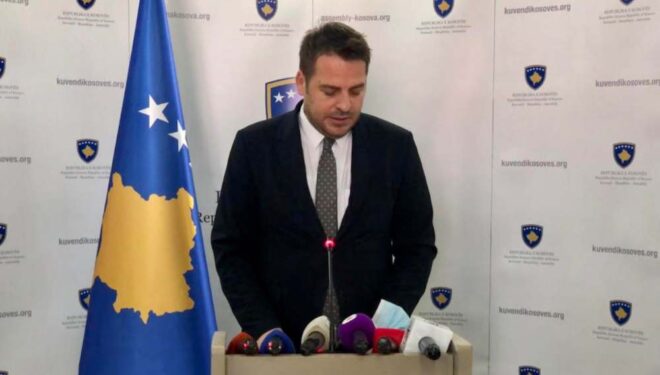 Muja: Kontrollet e AUV-së në sektorin e qumështit synojnë mbrojtjen e konsumatorëve dhe zbatimin e ligjit