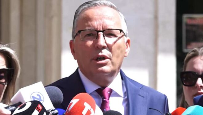 Hamza: PDK në këtë mandat është në opozitë, i dëshirojmë suksese Kurtit