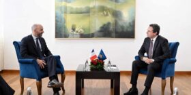 Kurti: Kosova dhe Franca nënshkruan pesë marrëveshje, partneriteti po shndërrohet në projekte konkrete