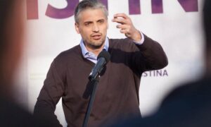Çedomir Jovanovic: Iu kërkoj falje shqiptarëve dhe serbëve të Kosovës, asnjë njeri normal s’e mendon atë që e tha ministrja Paunovic