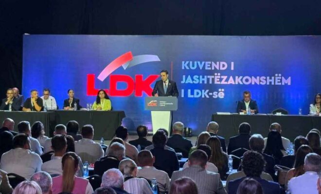 Abdixhiku para delegatëve: Asnjë vendim nuk e mora duke menduar për vete, por për LDK-në