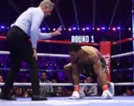 Anthony Joshua me stil, e nokauton boksierin shqiptar Kristian Prengën qysh në raundin e dytë