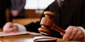 Aktakuzë ndaj gjashtë personave për keqpërdorim të pozitës zyrtare dhe mashtrim në prokurim publik