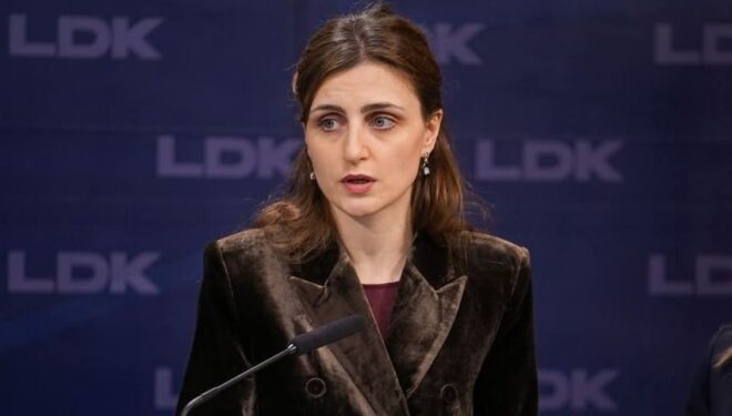Qëndrimi i Janina Ymerit ndaj një koalicioni të mundshëm LDK-LVV: Varet se kush do të bëhet President