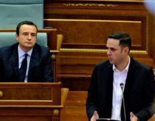Kurti e Abdixhiku takohen sot në Kuvend, PDK e Aleanca refuzojnë ftesën