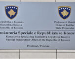 Aktakuzë për krime lufte në Vushtrri, ish-pjesëtari i MUP-it serb akuzohet për vrasjen e 71 civilëve Aktakuzë për krime lufte në Vushtrri, ish-pjesëtari i MUP-it serb akuzohet për vrasjen e 71 civilëve