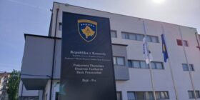 Mashtrim me donacione e termine vizash, prokuroria ngre aktakuzë ndaj një gruaje në Pejë