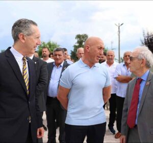 Haradinaj ndan medalje për Daniel Serwer dhe Mario Marquez: Angazhimi i tyre për Kosovën është shumë me vlerë