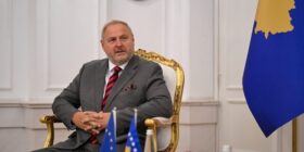 Terras pas takimeve në Prishtinë: E ardhmja e Kosovës është në BE, por anëtarësimi kërkon reforma