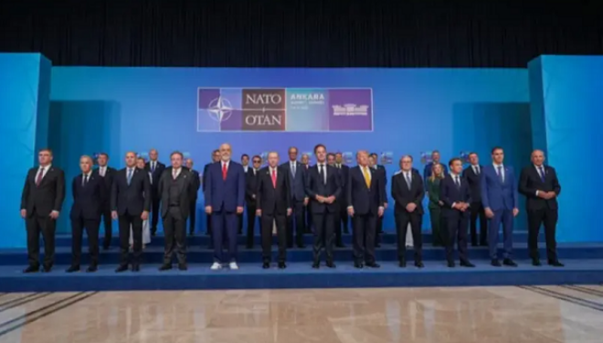 Erdogan në Samitin e NATO-s: Turqia kontribuon në misionet e Aleancës, përfshirë edhe në Kosovë