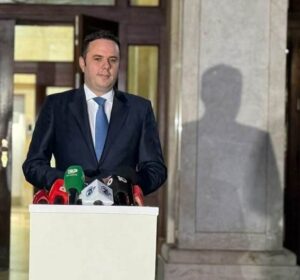 Abdixhiku pas takimit: U dakorduam që të vazhdojmë me komunikim