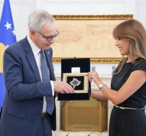Haxhiu, pret në takim lamtumirës ambasadorin belg Cuvelier, e falënderon për mbështetjen ndaj Kosovës