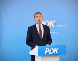 Arben Mustafa kritikon Muratin: Po mburret me stagnimin ekonomik, jo me zhvillimin
