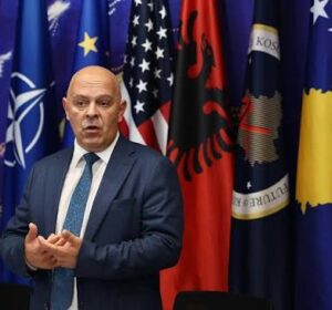 Gjini: Kosova tashmë është vetëm jashtë normave të rregullimit të vet kushtetues