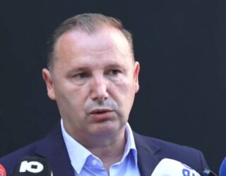 Zemaj para Kuvendit të Jashtëzakonshëm të LDK-së: Delegatët vendosin për fatin politik dhe të ardhmen e lidershipit