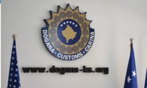 Dogana ndalon produkte të padeklaruara në Han të Elezit, dyshohet se rrezikonin shëndetin e qytetarëve