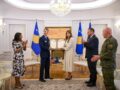 Haxhiu dekoron me Medalje Presidenciale Ushtarake kolonelin nga Shtetet e Bashkuara të Amerikës Haxhiu dekoron me Medalje Presidenciale Ushtarake kolonelin nga Shtetet e Bashkuara të Amerikës