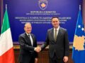 Vizita e zv.ministrit të jashtëm italian, MPJ del me njoftim: Konjufca dhe Cirielli biseduan për integrimin evropian të Kosovës