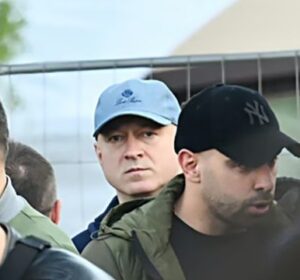 Fotografi, emra dhe gjurmë deri te Xhandarmëria: Kush lidhet me sigurimin e Vesellinoviqit dhe Radoiçiqit?