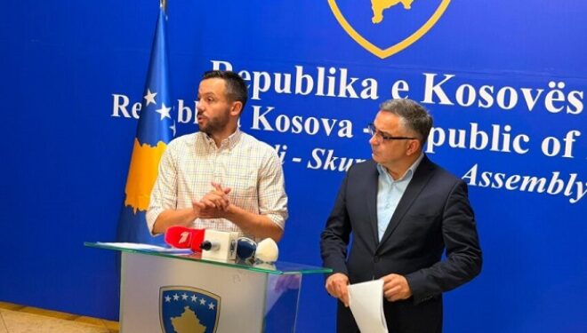 PDK dhe Aleanca i bëjnë thirrje Deharit: Seanca të mbahet nesër në 11:00